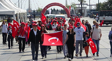 Samsun’da Kurtuluş Yürüyüşü Tütün İskelesi’nden Başladı