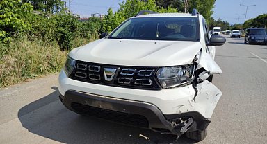Çarşamba’da Trafik Kazası: Gençler Yaralandı
