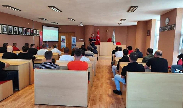 Çarşamba'da Yükümlülere Doğal Afet Semineri Verildi!