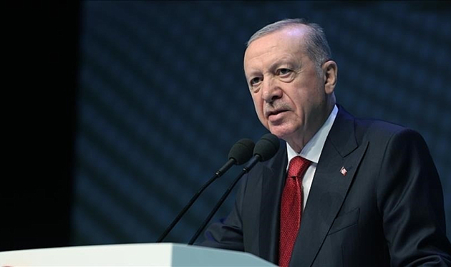 Cumhurbaşkanı Erdoğan NATO Zirvesi'nde: Gündem Savunma Harcamaları!