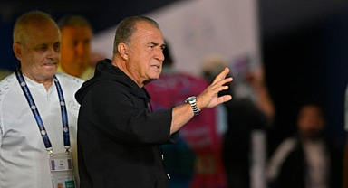 Fatih Terim Al-Shabab’a Veda Ediyor