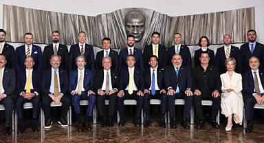 Fenerbahçe Yönetiminde Yaprak Dökümü!