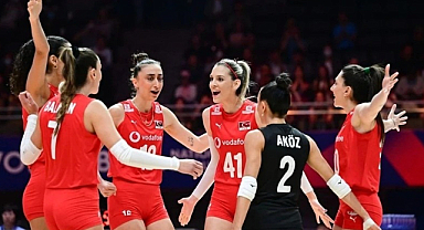 Filenin Sultanları Polonya’yı da Devirdi: 3’te 3!