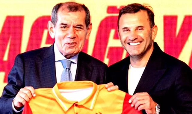 Galatasaray'da Gündem Osimhen: Taraftarın Transfer İsteğine Dursun Özbek ve Okan Buruk'tan Cevap