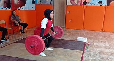 Halterin Devleri Samsun'da Buluşuyor: Türkiye Şampiyonası Başlıyor