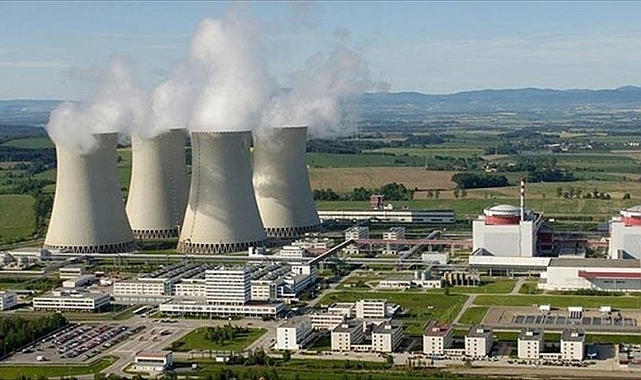 İsrail Saldırdı, Nükleer Tesisler Tehdit Altında