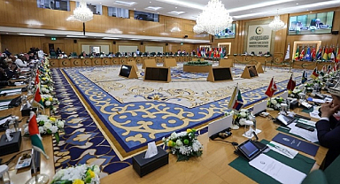 İstanbul’da Diplomasi Trafiği: İran Dışişleri Bakanı Arakçi Kritik Zirve İçin Türkiye’ye Geliyor