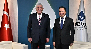 İYİ Parti ve DEVA Liderleri Anayasa ve Ortadoğu Gündemiyle Buluştu
