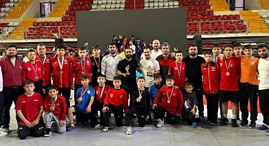 Kavaklı Güreşçiler Türkiye Şampiyonası’na Damga Vurdu