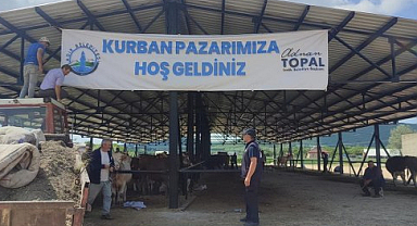 Ladik’te Kapalı Hayvan Pazarı Hizmete Açıldı