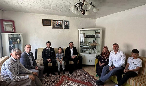 Ladik'te Kaymakamdan Şehit Ailelerine Bayram Ziyareti