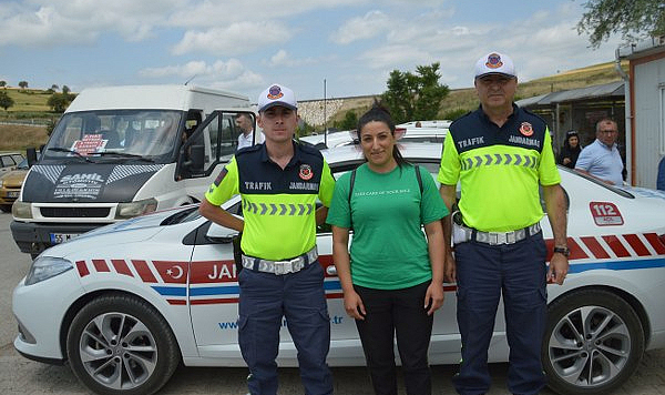 Samsun'da Kimliğini Unutan Öğrenciyi Jandarma Sınava Yetiştirdi