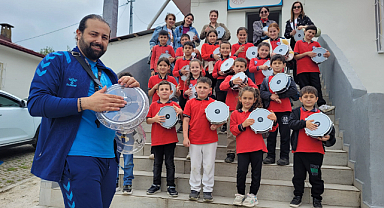 Samsun’da Minik Yürekler Darbukayla Coştu