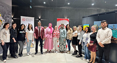 Samsun’da Öğrenci Resimleri Müzede Sergilendi