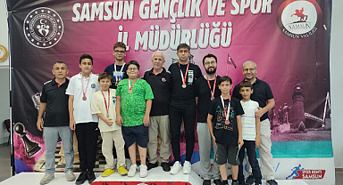 Samsun'da Satrançta Çifte Şampiyona Tamamlandı