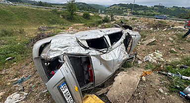Samsun Ladik’te Feci Kaza! Otomobil Şarampole Uçtu: 4 Yaralı