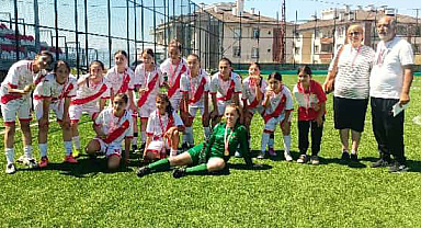 Samsun'un Yıldız Kızları Türkiye Finallerinde Sahne Alacak