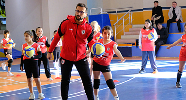 Samsunspor Voleybol Altyapıda Vites Yükseltti