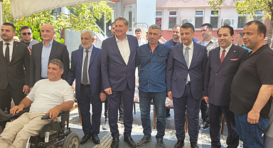 Tekkeköy'de Bayramlaşma Coşkusu Yaşandı