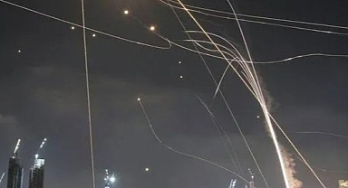 Tel Aviv’de Alarm: İran, MOSSAD Merkezini Vurduğunu Açıkladı