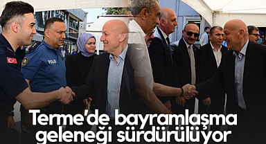 Terme’de Bayramlaşma Geleneği Sürdürülüyor