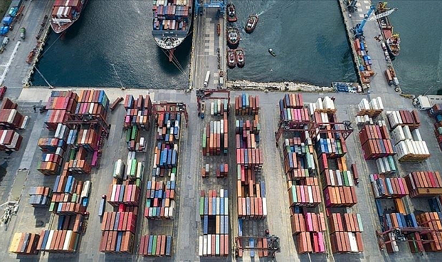 Türkiye ile D-8 Arasında 126,6 Milyar Dolarlık Ticaret