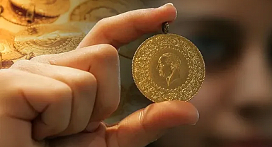 Altın Fiyatlarında Tarihi Zirve: Gram Rekor, Ons Kritik Eşiği Geçti