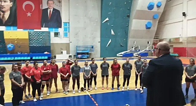 AKSON Hentbolcu Kızların Umudu Oldu