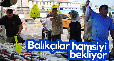 Balıkçılar Hamsiyi Dört Gözle Bekliyor
