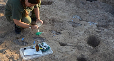 Hatay’da 7 Bin Yıllık İnsan Ayak İzleri Bulundu