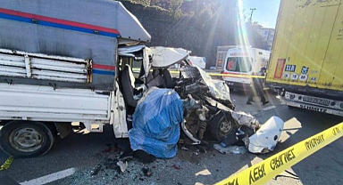 Giresun’da Kamyonet TIR’a Çarptı: 1 Ölü, 2 Yaralı