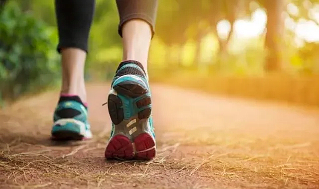 Hızlı Mı Yavaş Mı Yürüyorsunuz? Bilim İnsanlarına Göre Kişiliğinizi Yansıtıyor