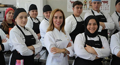 Samsun’da Öğrenciler 5 Yıldızlı Otellerde Staj Yapıyor