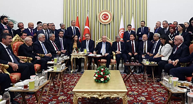 TBMM Resepsiyonuna Damga Vuran Kareye Erdoğan’dan İlk Yorum: Atmosfer Umut Verici!