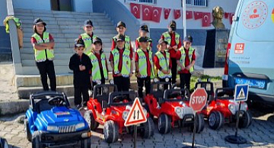 Tekkeköy Kibarlar İlkokulu’nda Uygulamalı Trafik Eğitimi Düzenlendi