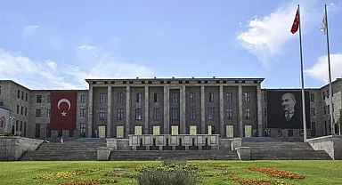 Turizm ve Vakıflar Düzenlemesi Komisyonda Kabul Edildi