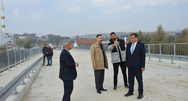 Havza Kaymakamı ve Belediye Başkanı Sanayi Köprüsü ve Yol Çalışmalarını İnceledi