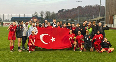 U17 Kadın Millilerde: Ladik Spor'un Yıldızları Destan Yazdı!