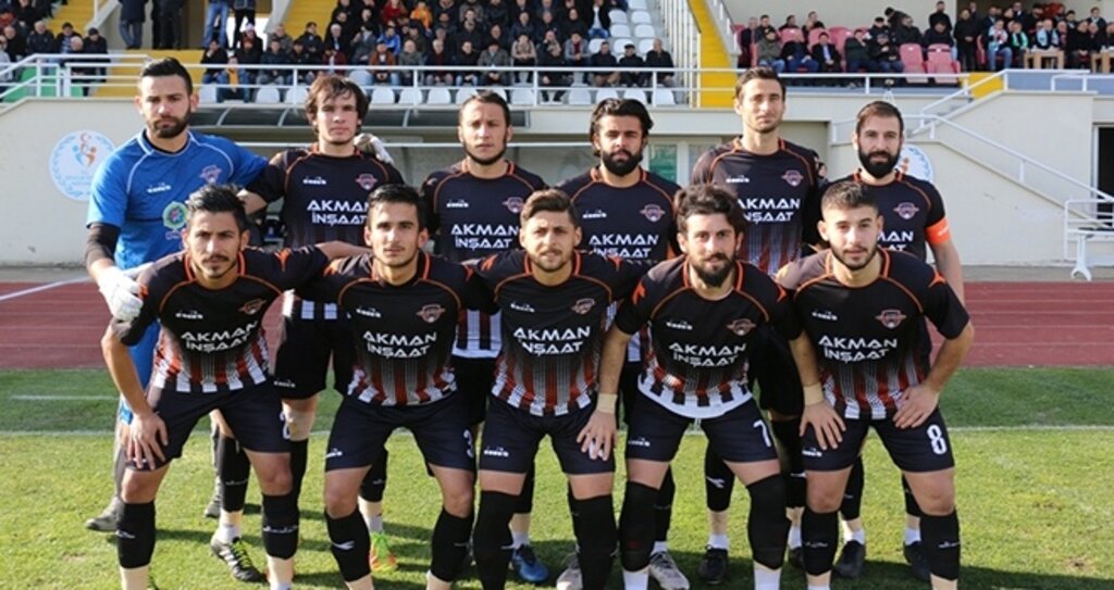 LADİK BİR PUANA RAZI GELDİ