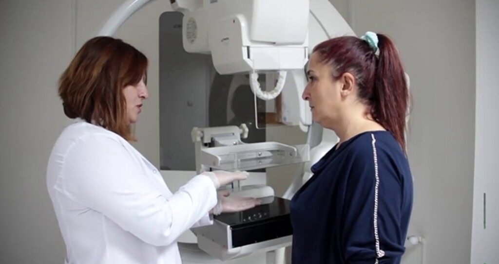 Kanser rolü gerçek olan kadın: 'Erken teşhis hayat kurtarıyor'