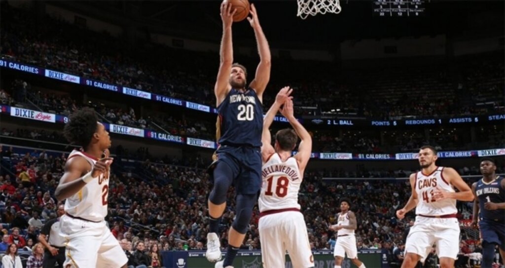 NBA'de New Orleans Pelicans, Zion Williamson'ın tarihe geçtiği maçta Cavaliers'ı yendi