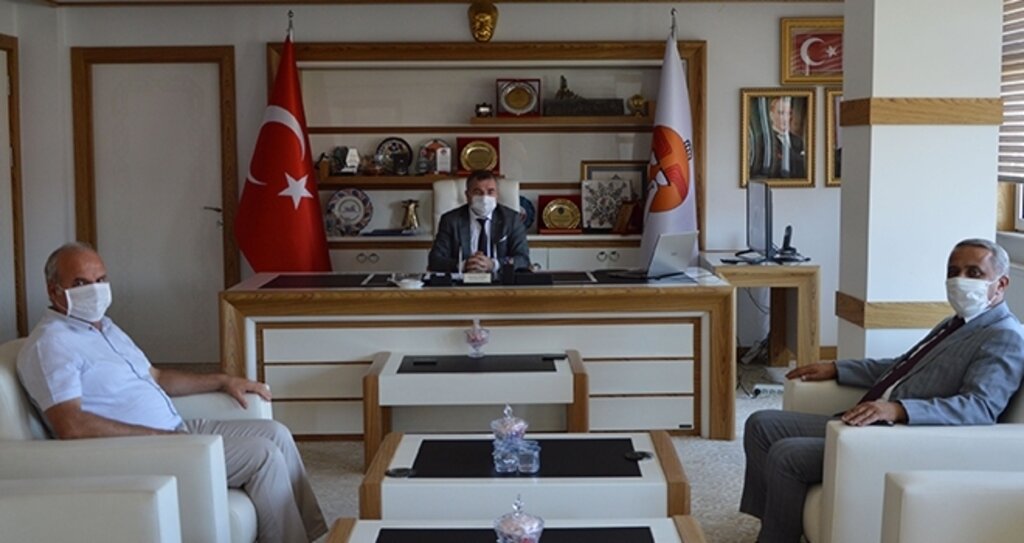'Yerel yönetimler çiftçiyi desteklemeli'