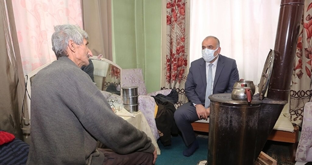 İhtiyaç sahiplerinin evine 'sıcak yemek'