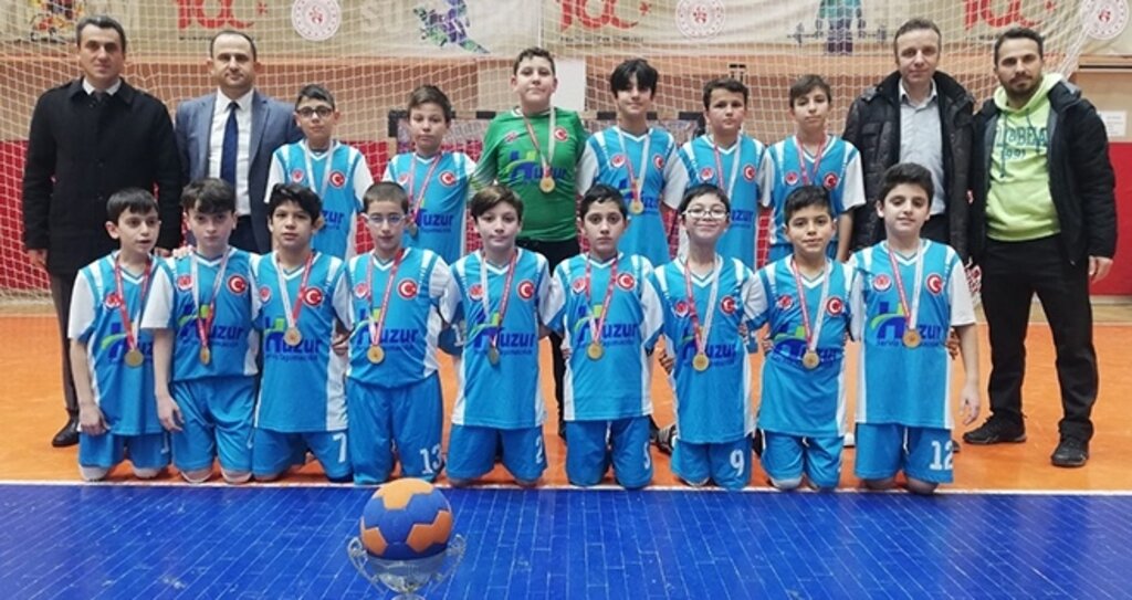 Hentbol Birincisi Kazım Karabekir