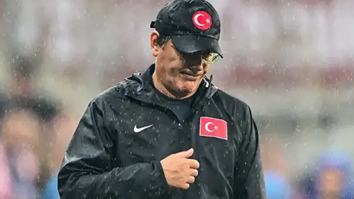 Bursa'da A Milli Takım'a ağır darbe! İtalya karşısında 4-1'lik yenilgi Bursa'da A Milli Takım'a ağır darbe! İtalya karşısında 4-1'lik yenilgi