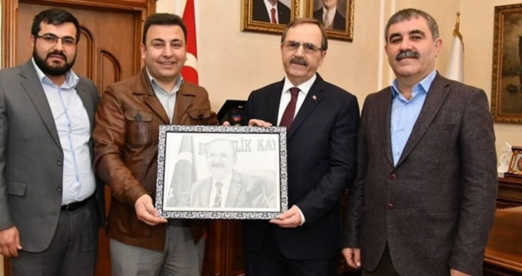 Başkan Zihni Şahin'e Ziyaretçi Akını