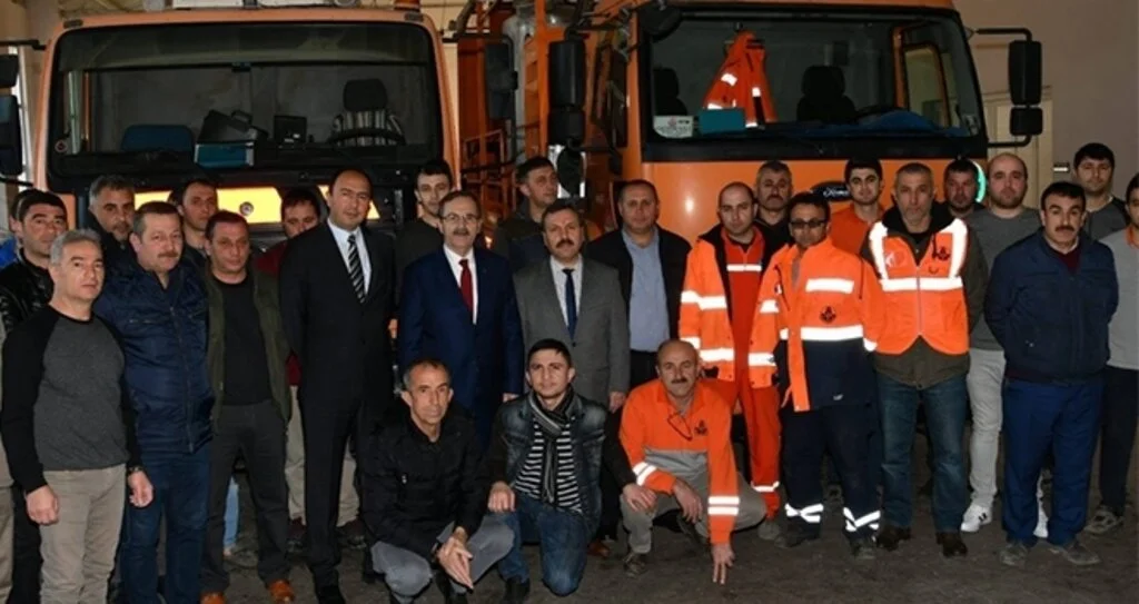 KİMSESİZLERİN KİMSESİ OLACAĞIZ