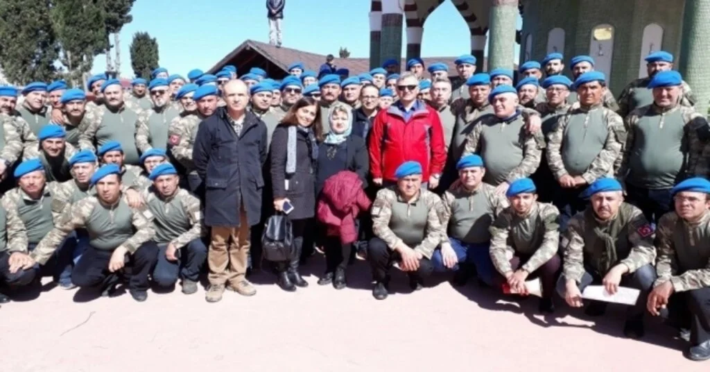 24 Yıl Sonra Şehit Komutanlarının Mezarında Buluştular