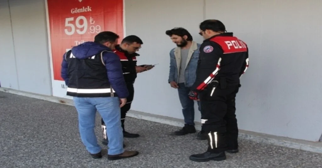 81 İlde 66 Bin 503 Polisle Huzur Uygulaması Yapıldı