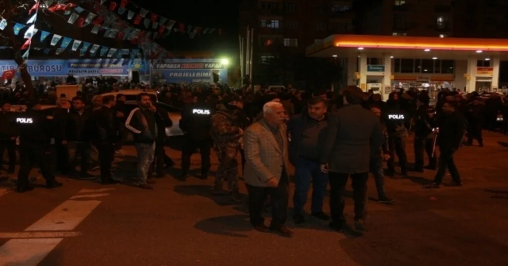 Adıyamanda Seçim Çalışması Sırasında Gerginlik
